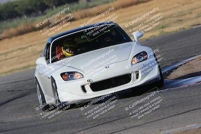 media/Sep-17-2023-Speed Ventures (Sun) [[7e780ba612]]/Green/Session 1 (Grapevine)/